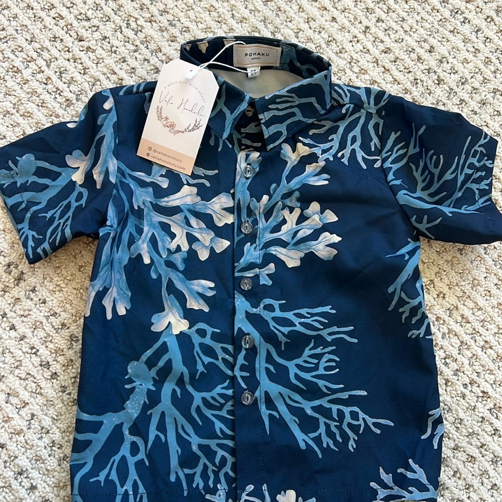 NWT boys  Pohaku aloha shirt size 2T
